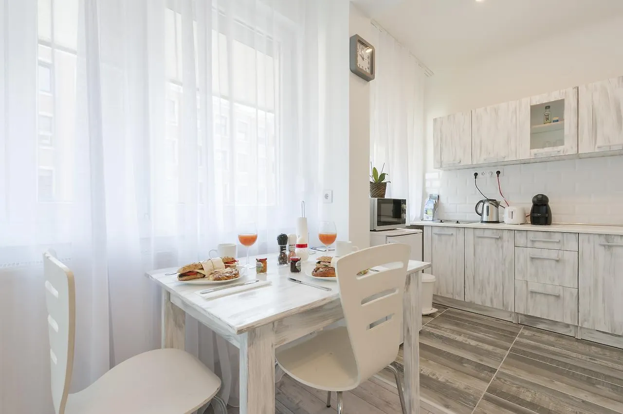 Casa Tua3 Apartamento Budapeste 0*,